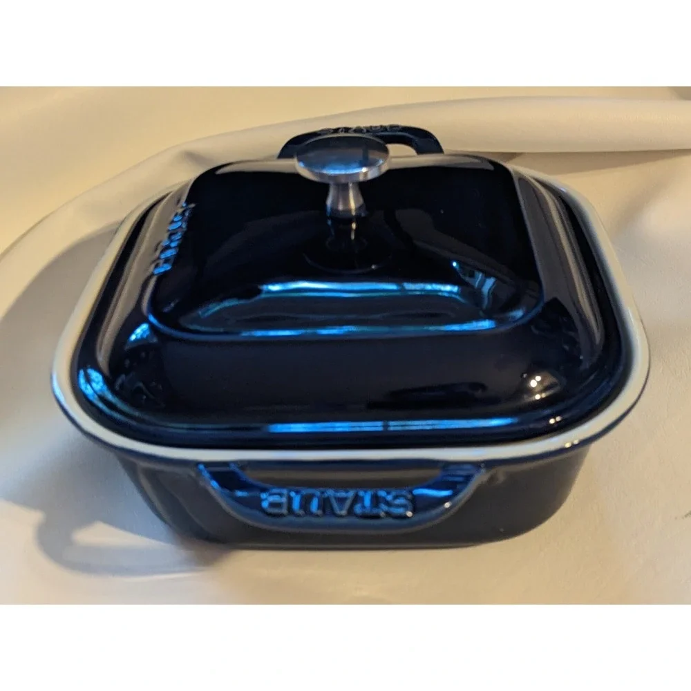 Staub Ceramic Square Covered Baking Dish Dark Blue 9 X 9 In Microwave Oven Safe